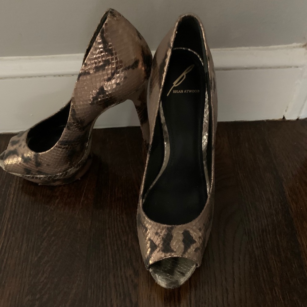 Brian Atwood Made in Italy. Snakeskin size 37